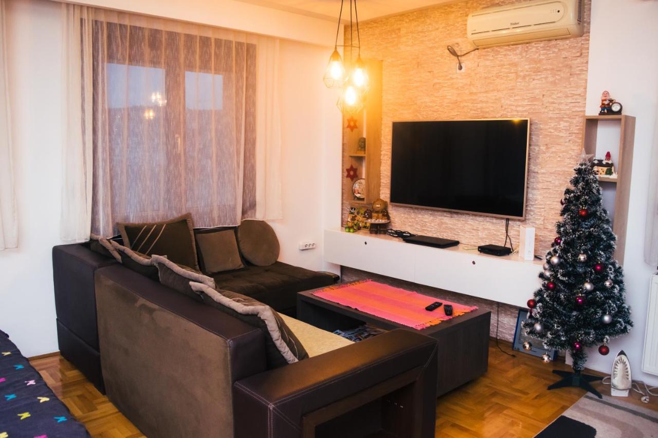 Ni Apartment Aleksija מראה חיצוני תמונה